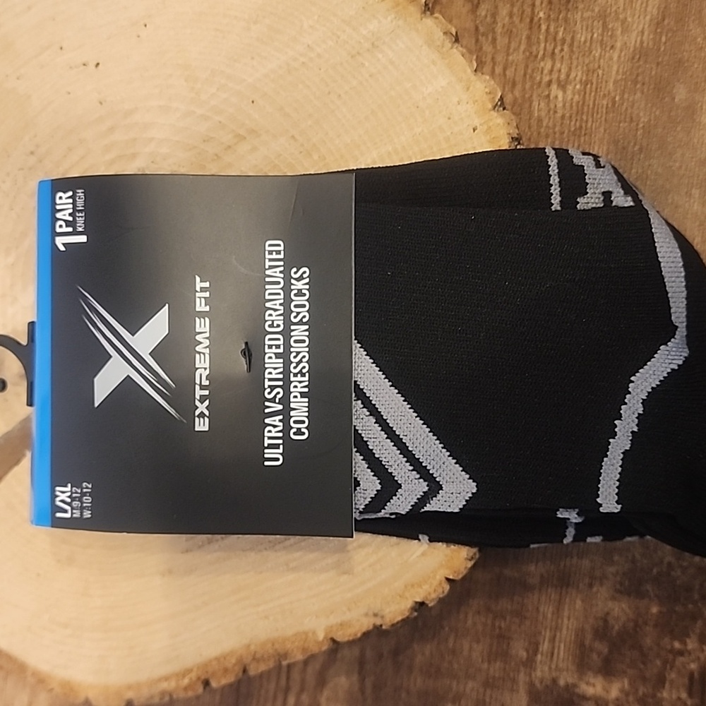 Extreme Fit Compression Long Socks Sz L/XL